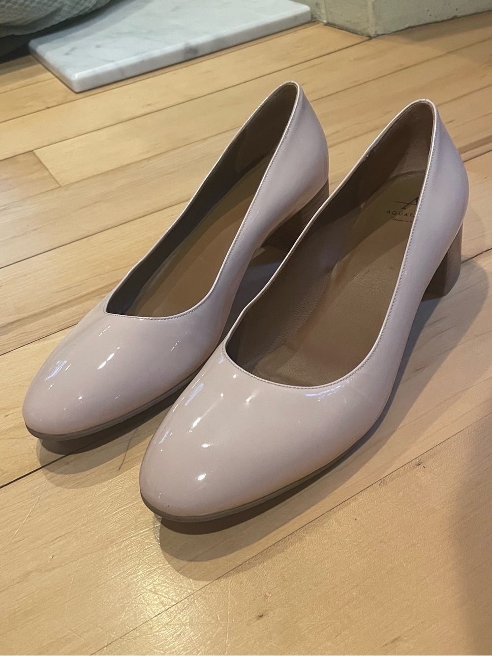 Aquatalia Vera mid pump blush size 7.5 good condition